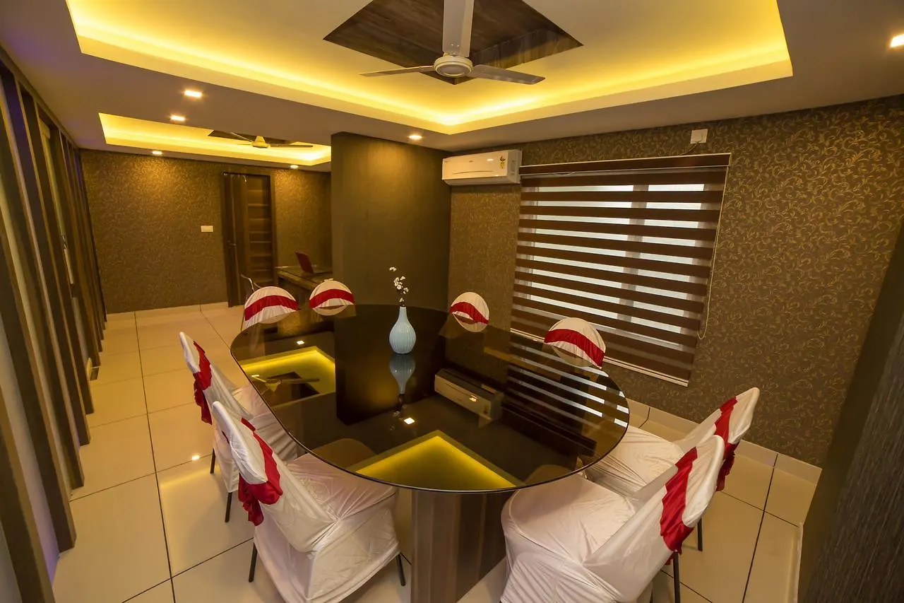 South Gate Residency Hotel Kochi 3*,